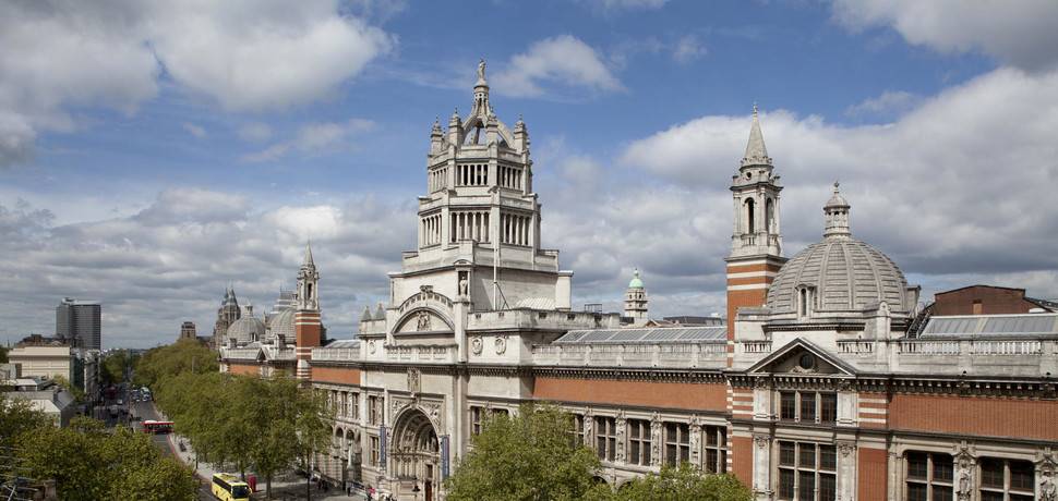 V&A Exterior May 2012 (c) Victoria and Albert Museum___ London_MED