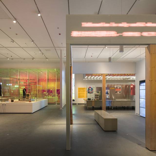 Values of Design at V&A Gallery, Design Society © Victoria & Albert Museum, London (7)